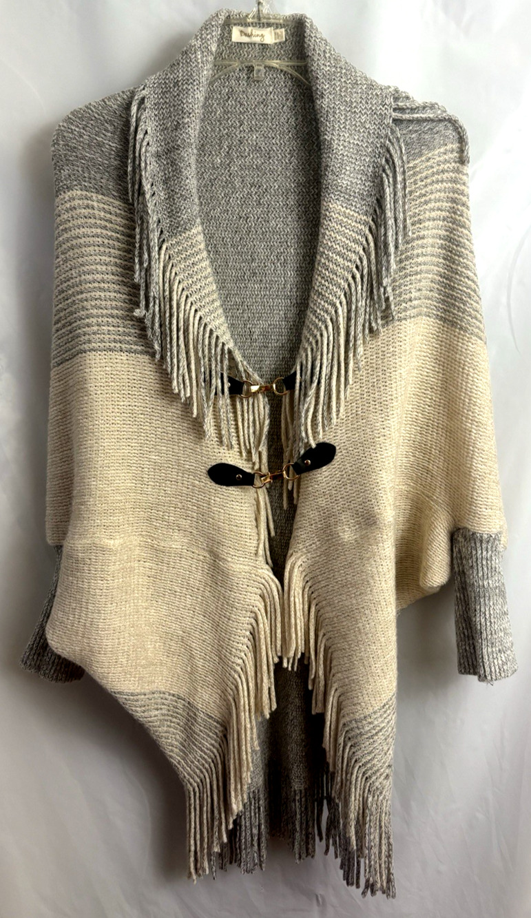 Dashing 2-Ton Kni Poncho Cape Shawl Coat Fringe Details Clasp Closure One Size